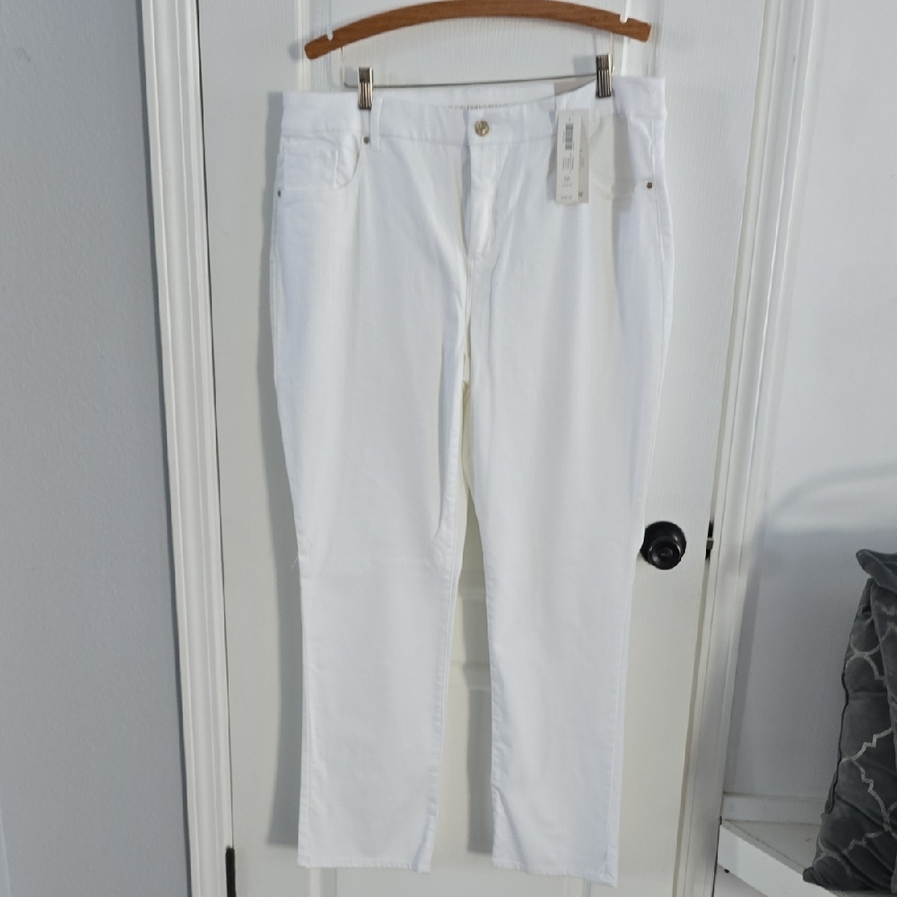 Chico's Classic White Straight Leg Jeans
